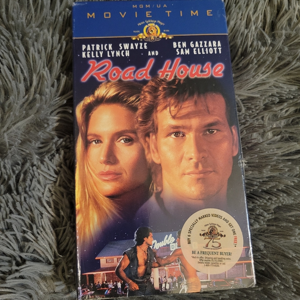 ROAD HOUSE Vintage VHS Movie. Patrick Swayze & Kelly Lynch, New